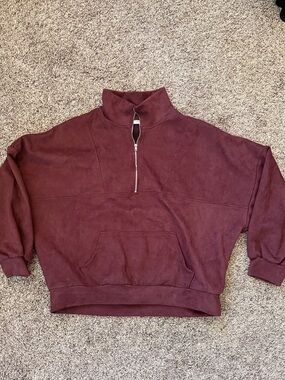 Women's Half-Zip Pullover Sweatshirt - Burgundy Sueded
